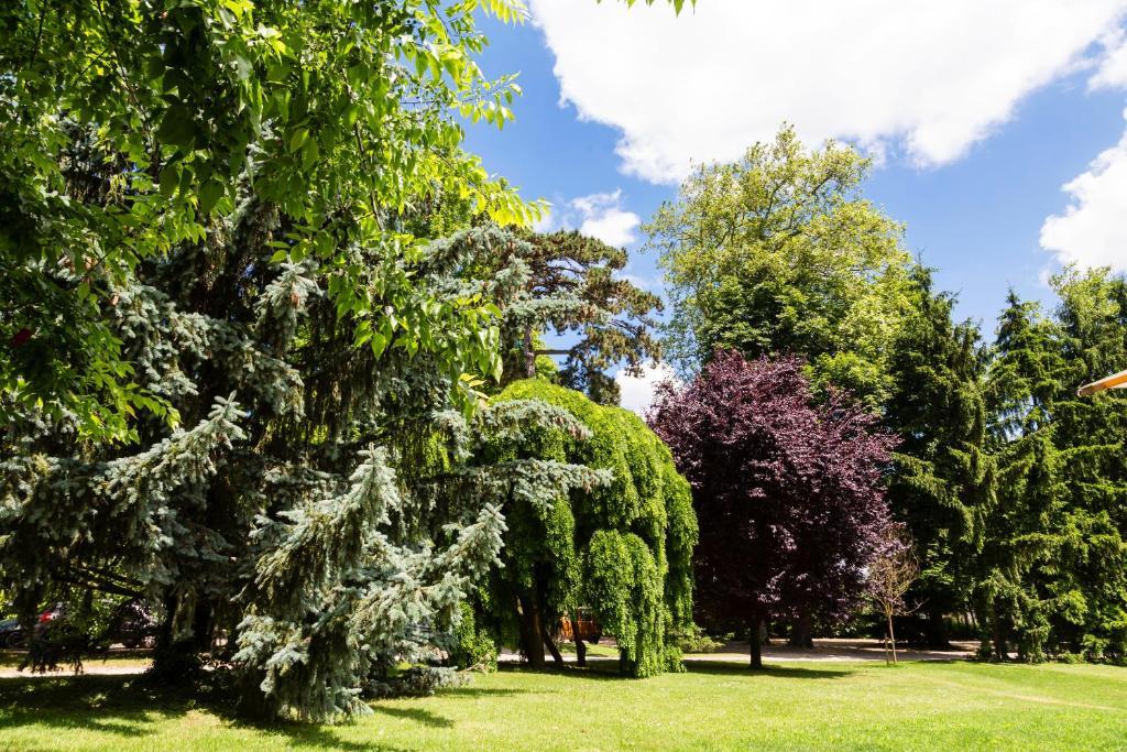 Domaine De Clairefontaine - Teritoria Hotell Chonas-lʼAmballan Eksteriør bilde